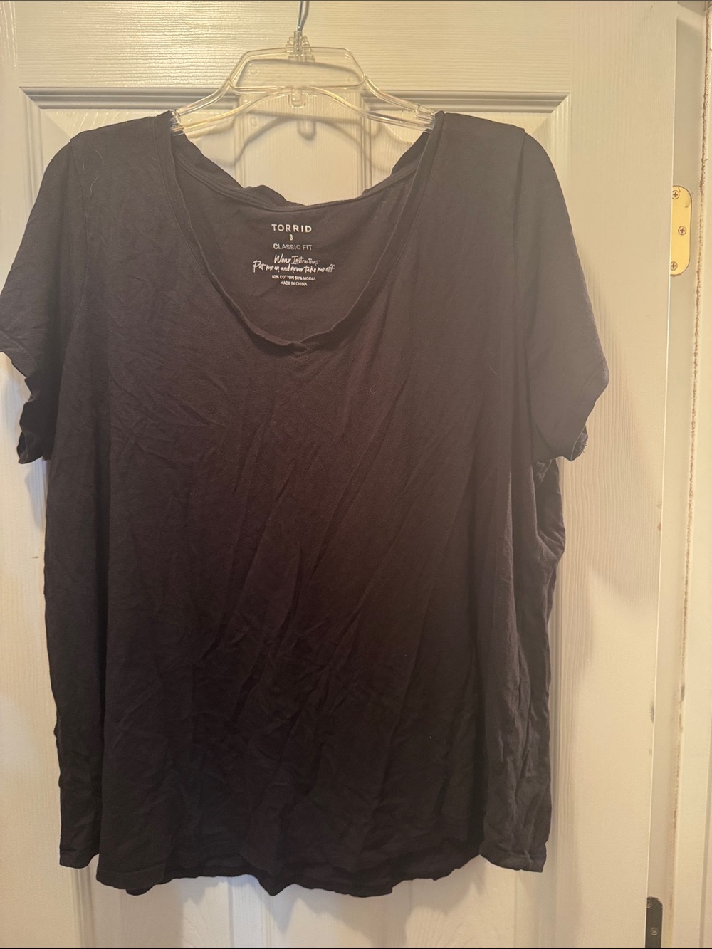 torrid Black Short Sleeve Classic Fit Tee